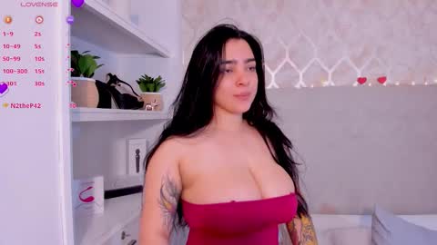 Kamila Betancourt online show from 11/08/25, 11:54