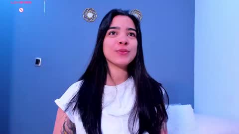 Snapshot of kamilabetancourt chatting on 07/04/26, 12:44 Kamila Betancourt online show from 07/04/26, 12:44