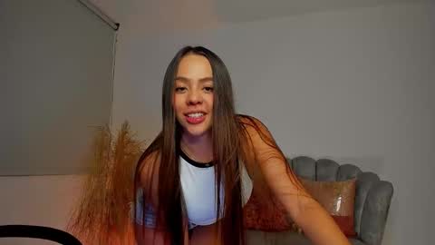 Kamila Monroe online show from 02/05/26, 06:07
