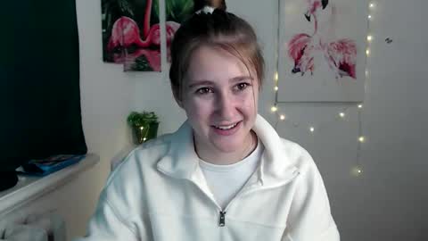 kamilla_love_ online show from 10/25/25, 12:23