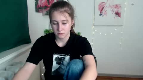 kamilla_love_ online show from 10/29/25, 03:36
