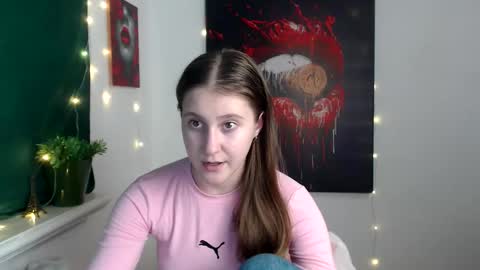 kamilla_love_ online show from 11/28/25, 01:58