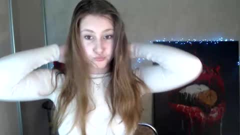 Snapshot of kamilla_love_ chatting on 03/26/26, 02:33 kamilla_love_ online show from 03/26/26, 02:33