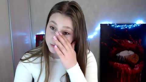Snapshot of kamilla_love_ chatting on 04/05/26, 12:02 kamilla_love_ online show from 04/05/26, 12:02