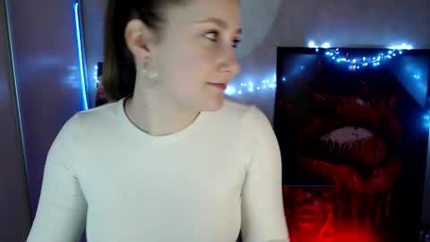 Snapshot of kamilla_love_ chatting on 04/22/26, 12:07 kamilla_love_ online show from 04/22/26, 12:07