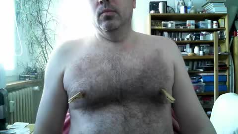Snapshot of kamiluc1974_2 chatting on 04/24/26, 06:27 Kamil Lipovy online show from 04/24/26, 06:27