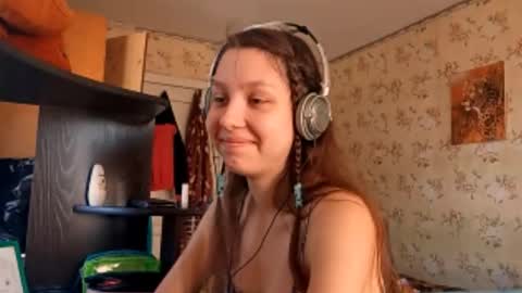 Snapshot of kamisalling chatting on 10/01/25, 06:52 Mari  Simmons online show from 10/01/25, 06:52
