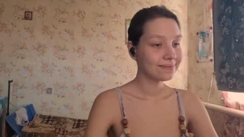 Snapshot of kamisalling chatting on 10/22/25, 06:13 Mari  Simmons online show from 10/22/25, 06:13