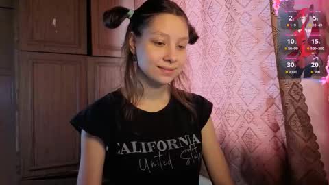 Mari  Simmons online show from 12/14/25, 08:52