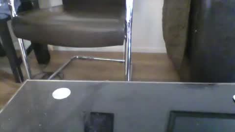 Snapshot of kamkiko69 chatting on 02/17/26, 09:39 kamkiko69 online show from 02/17/26, 09:39