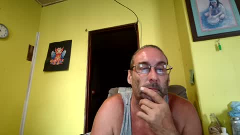 kansasfarmer1 online show from 08/05/26, 03:48