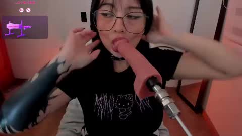 Snapshot of kaori_moon_ chatting on 06/10/26, 05:56 Hanny online show from 06/10/26, 05:56