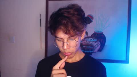 Kaori Matsui online show from 11/11/25, 05:40