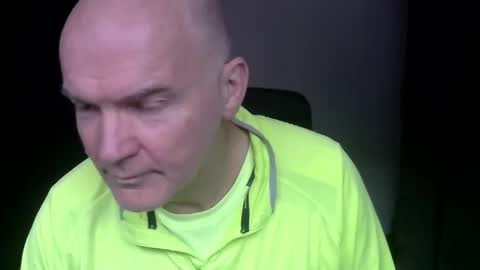 Snapshot of kapitein_rob chatting on 12/27/24, 10:45 Robbie online show from 12/27/24, 10:45