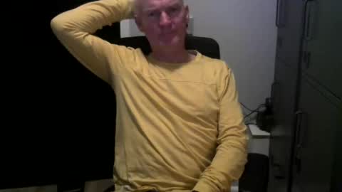 Snapshot of kapitein_rob chatting on 01/12/25, 04:29 Robbie online show from 01/12/25, 04:29