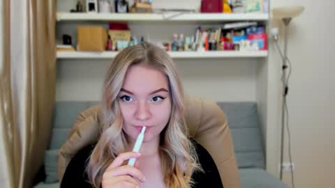 Kara. Off from 15th till 24th of December online show from 11/14/25, 01:26