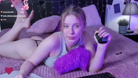 Snapshot of karambamoon chatting on 02/09/25, 02:38 Lera online show from 02/09/25, 02:38