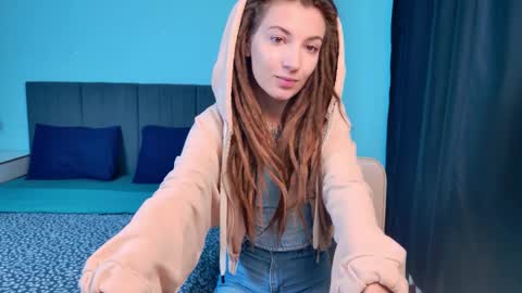 Kara online show from 10/13/25, 08:58