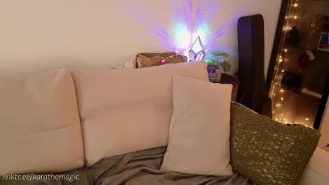 I am here around 5am GMT karathemagic online show from 02/16/25, 07:48