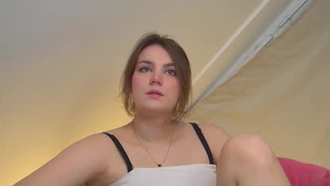 Snapshot of karenclarks chatting on 10/09/25, 06:39 Karen online show from 10/09/25, 06:39