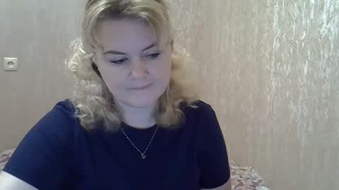 karennelsonx online show from 01/16/25, 01:36