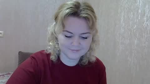 karennelsonx online show from 02/27/25, 07:34