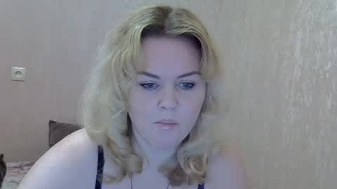 karennelsonx online show from 03/04/25, 10:35