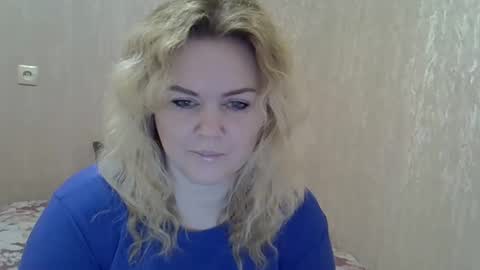 karennelsonx online show from 03/06/25, 11:03