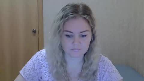 karennelsonx online show from 06/01/26, 11:45