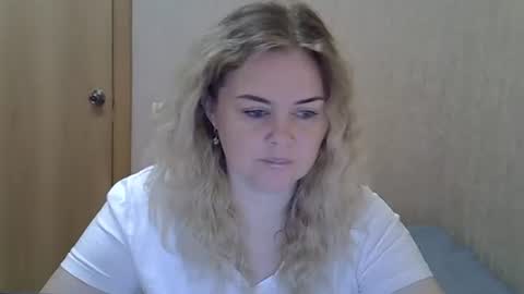 karennelsonx online show from 06/25/26, 08:19
