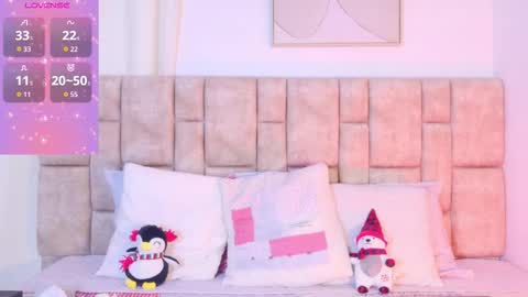 kariina_wong online show from 12/16/25, 07:41