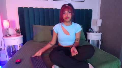 Karina online show from 02/12/25, 05:26