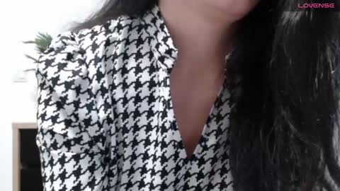 Snapshot of karin_lover chatting on 12/06/24, 06:59 You can call me K  online show from 12/06/24, 06:59