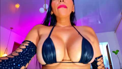 Snapshot of karina4squirt chatting on 03/31/26, 10:10 karina4squirt online show from 03/31/26, 10:10
