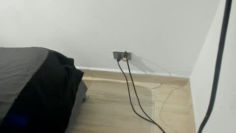 karina_aurora online show from 12/18/25, 03:23