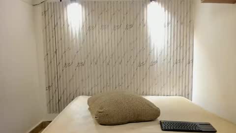 Snapshot of karina_aurora chatting on 12/21/25, 05:14 karina_aurora online show from 12/21/25, 05:14