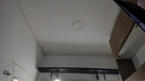 Snapshot of karina_aurora chatting on 12/22/25, 03:47 karina_aurora online show from 12/22/25, 03:47