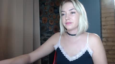 karina online show from 01/09/25, 03:47