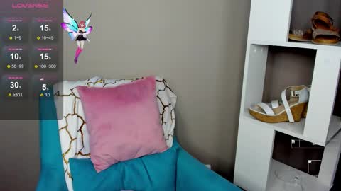 karina online show from 11/16/25, 02:28