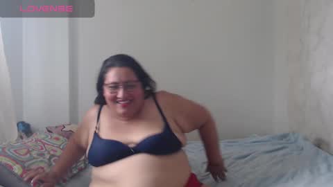 Snapshot of karina_turbay chatting on 12/17/24, 04:32 Karina online show from 12/17/24, 04:32
