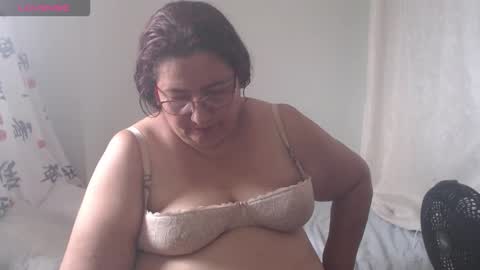 Snapshot of karina_turbay chatting on 02/06/26, 03:15 Karina online show from 02/06/26, 03:15