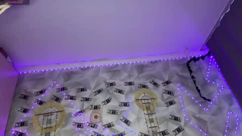 Snapshot of karina_vibe chatting on 05/12/26, 11:07 Karina online show from 05/12/26, 11:07