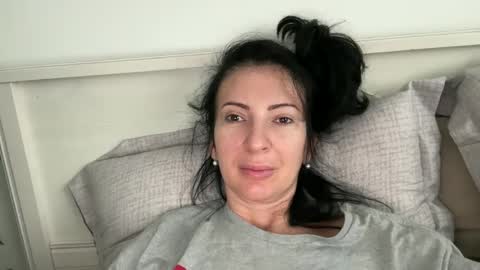 Snapshot of karinablair chatting on 02/01/25, 12:16 Karina online show from 02/01/25, 12:16