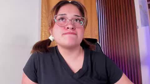 Snapshot of karinasanchezz chatting on 09/23/25, 02:20 karinasanchezz online show from 09/23/25, 02:20