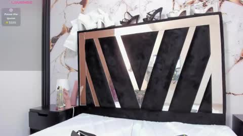 KarinaSimonz online show from 02/25/26, 08:40