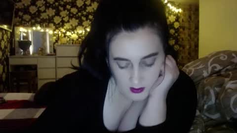 karinkabrunetka2 online show from 12/24/24, 08:22