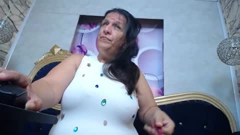 Snapshot of karito_mature17 chatting on 10/29/25, 11:23 Karito online show from 10/29/25, 11:23