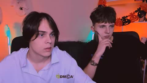 Karl online show from 10/26/25, 07:42