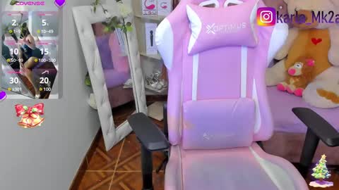 Snapshot of karla_cutee1 chatting on 12/04/24, 06:39 karla online show from 12/04/24, 06:39