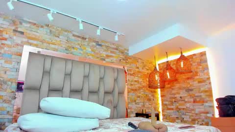  Karla  online show from 02/08/25, 08:42